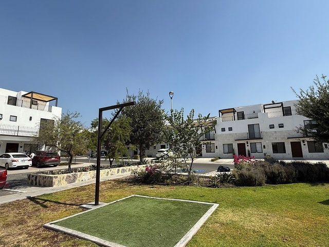 place photo 38