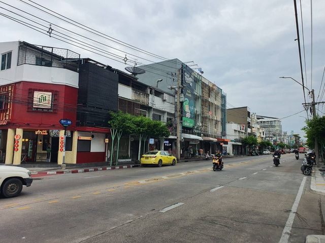 place photo 23