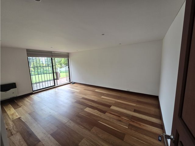 place photo 48