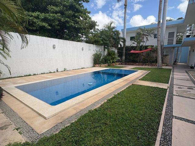 place photo 21