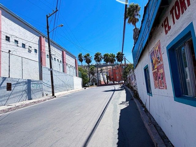 place photo 15