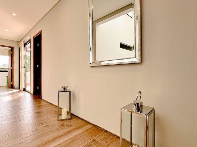 place photo 51