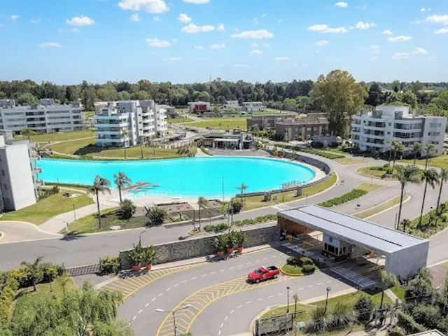 place photo 48