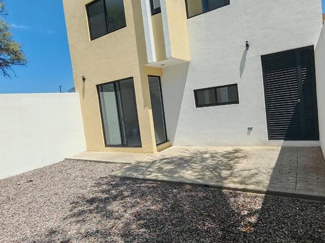 place photo 44