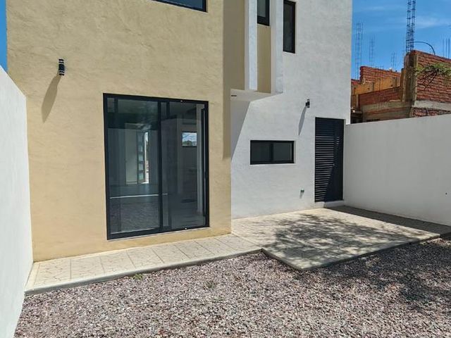 place photo 43