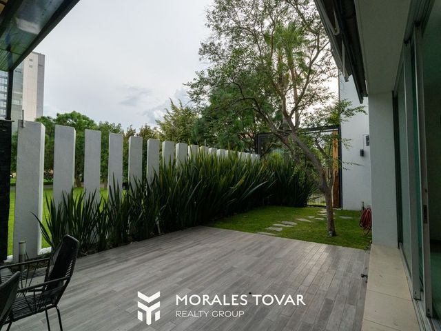 place photo 18
