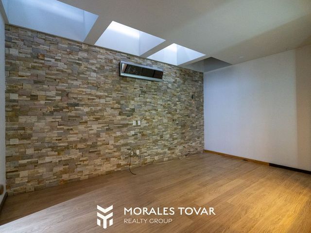 place photo 46