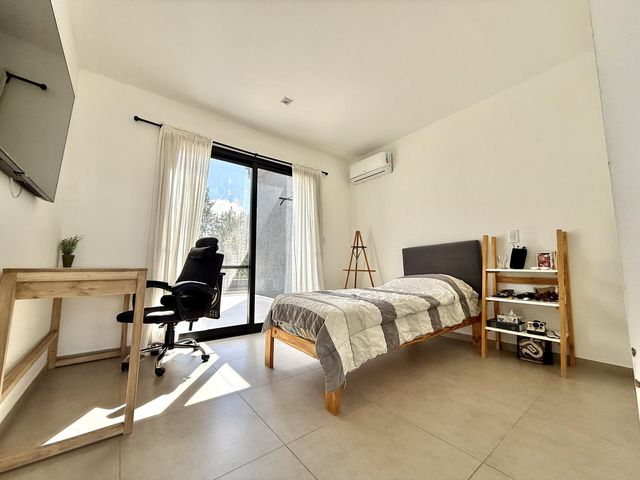 place photo 57