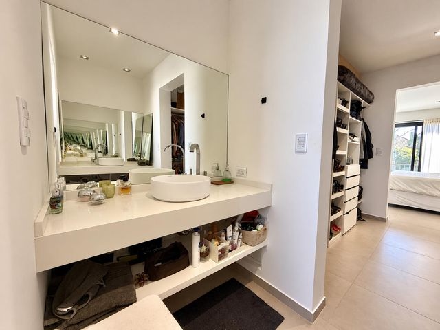 place photo 47