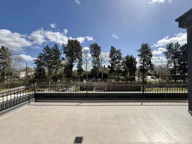 place photo 59