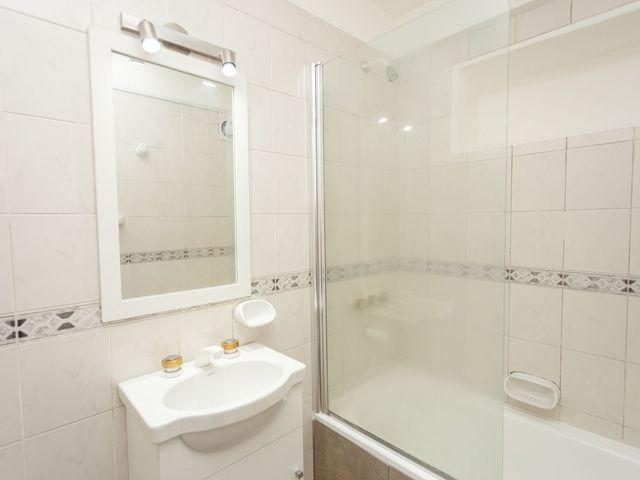 place photo 23