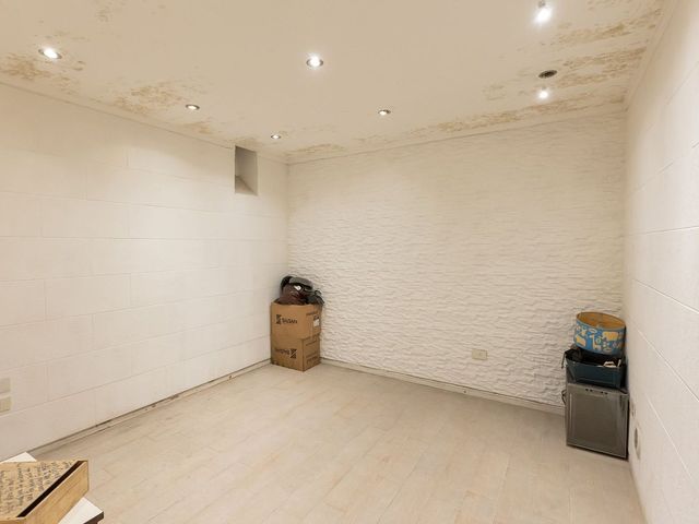 place photo 50