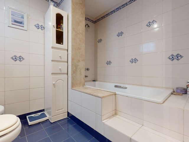 place photo 38