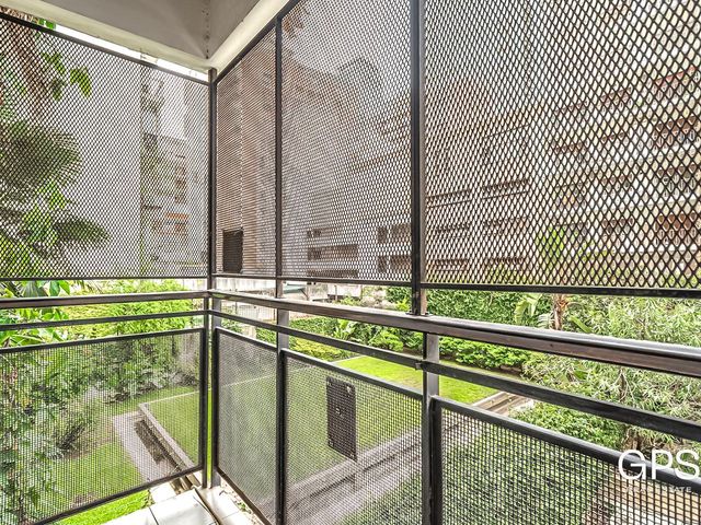 place photo 68