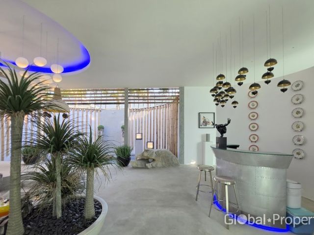 place photo 24