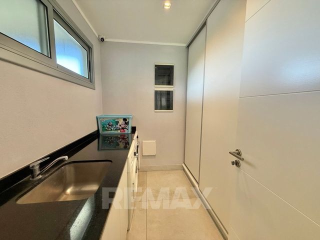 place photo 79