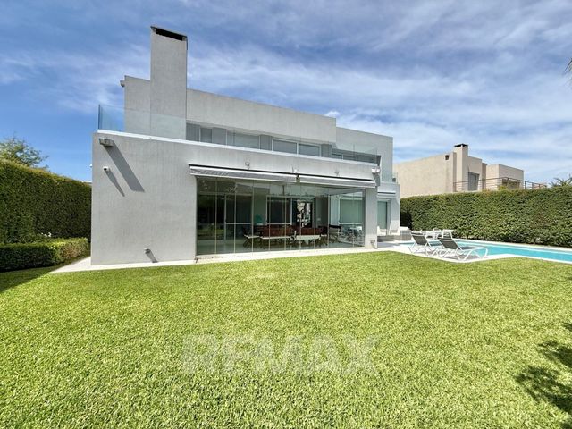 place photo 76