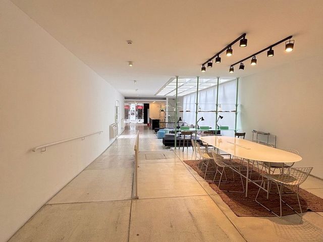 place photo 34
