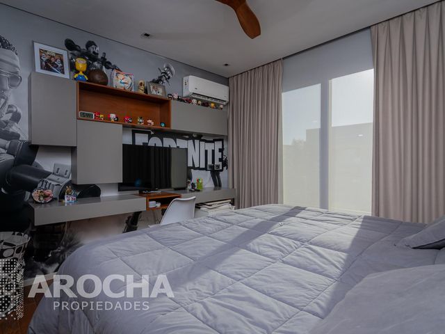 place photo 66