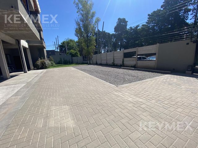place photo 52