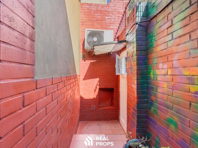 place photo 50
