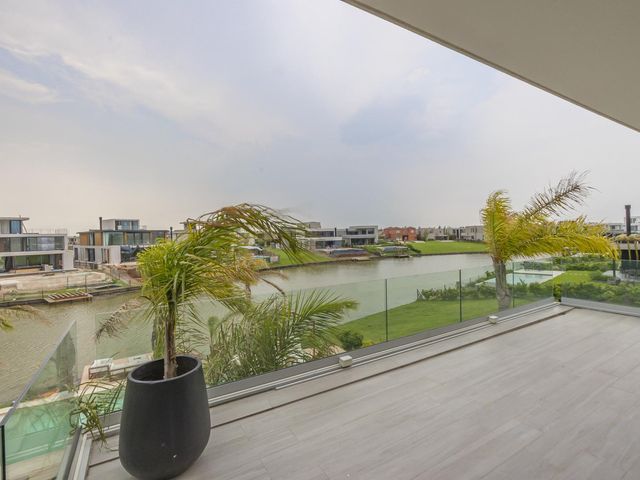 place photo 49
