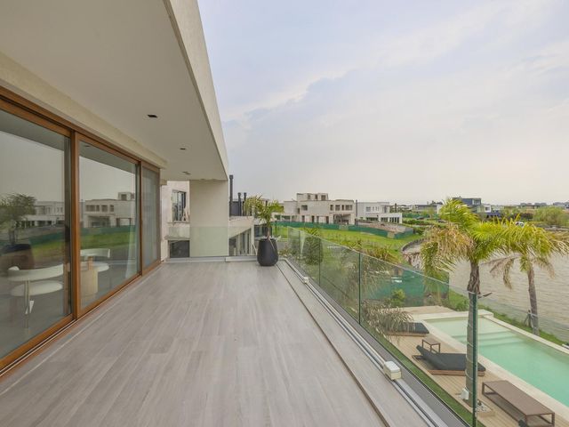 place photo 47