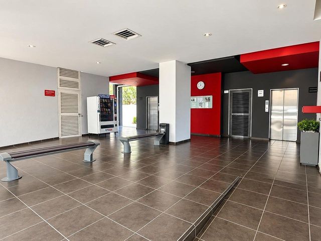 place photo 21
