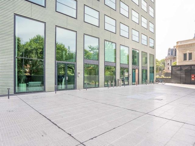 place photo 36