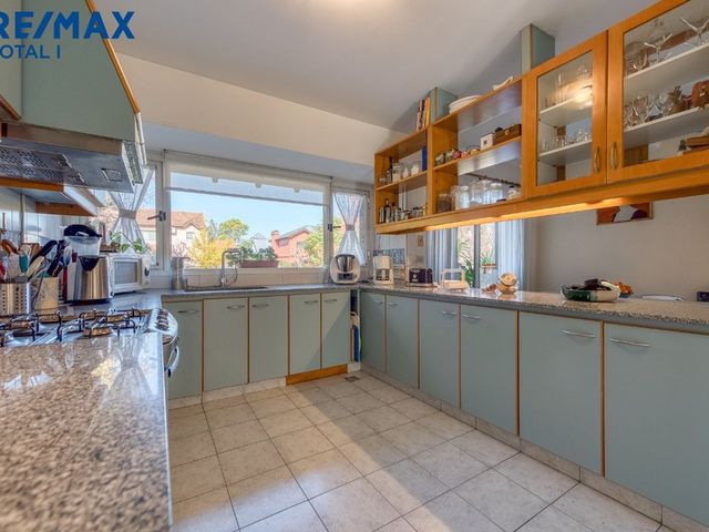 place photo 48