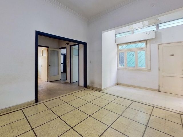 place photo 75