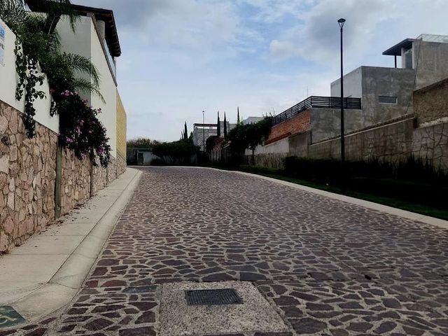 place photo 39
