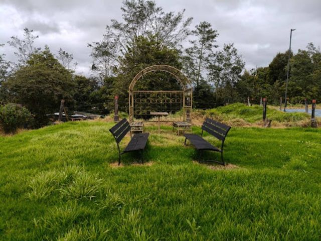 place photo 26