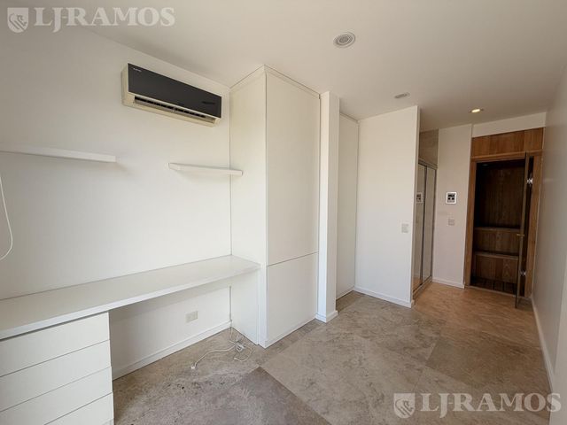 place photo 52