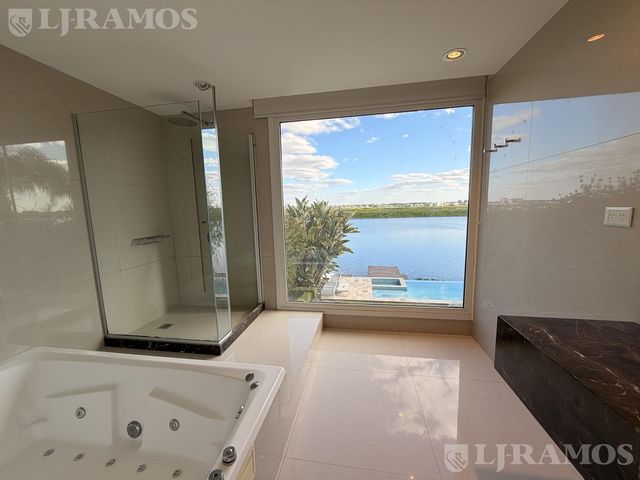 place photo 48