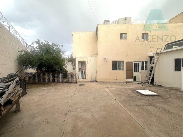 place photo 23