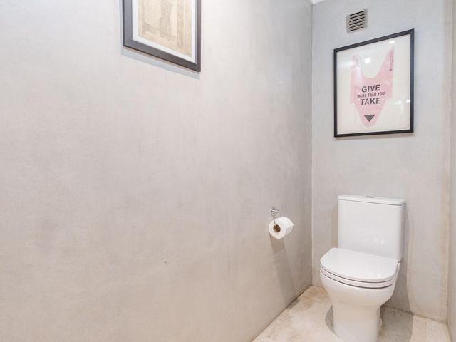 place photo 66