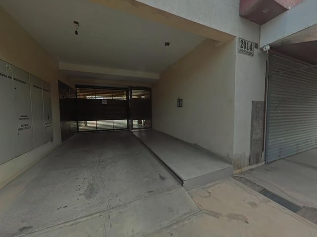 place photo 18