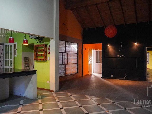 place photo 53