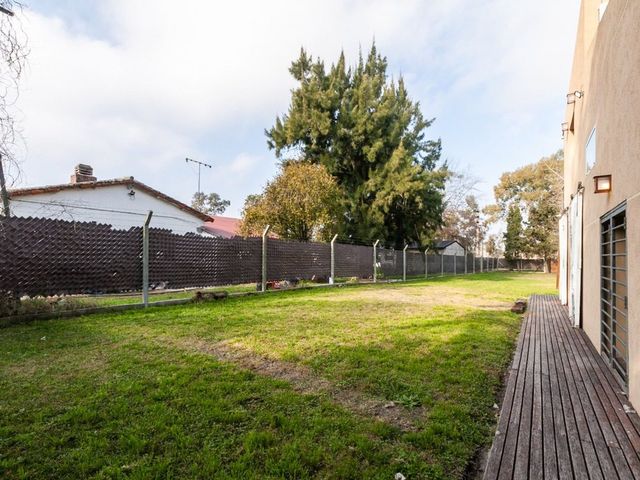 place photo 70