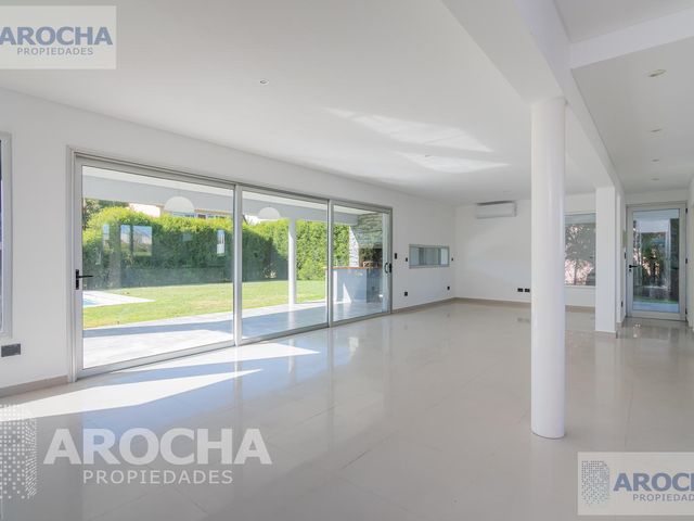 place photo 53