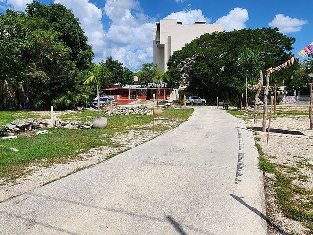 place photo 9