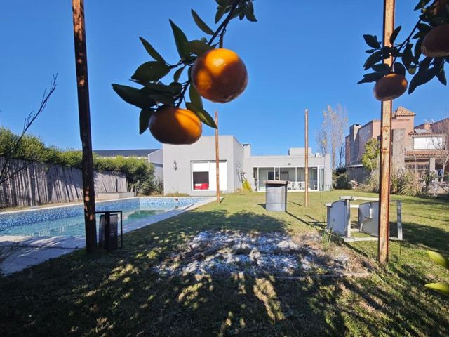 place photo 34