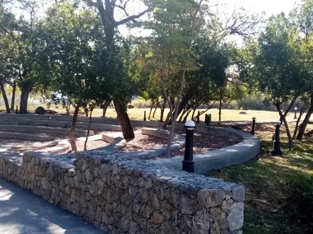 place photo 18
