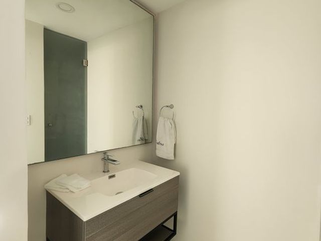 place photo 54