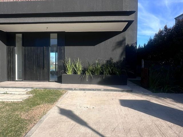 place photo 43