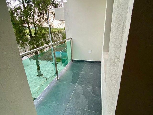 place photo 24