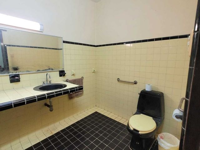 place photo 34