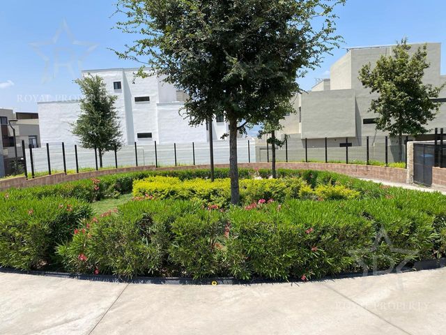 place photo 52