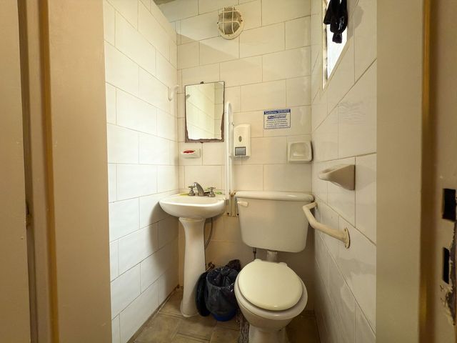 place photo 24